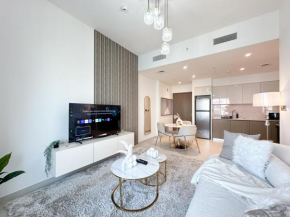 Trophy - Euphoria Eclipse Suite in 29th floor in Burj Royale